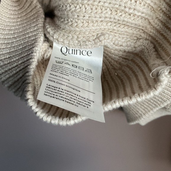 NWT Quince Organic Cotton Fisherman’s V Neck Sweater in beige, XS - Picture 7 of 9